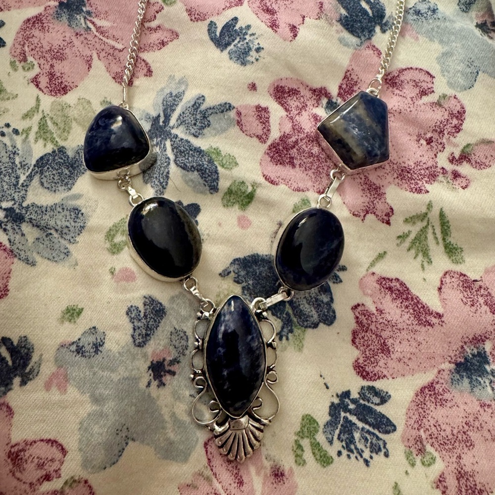 New Sodalite necklace silver